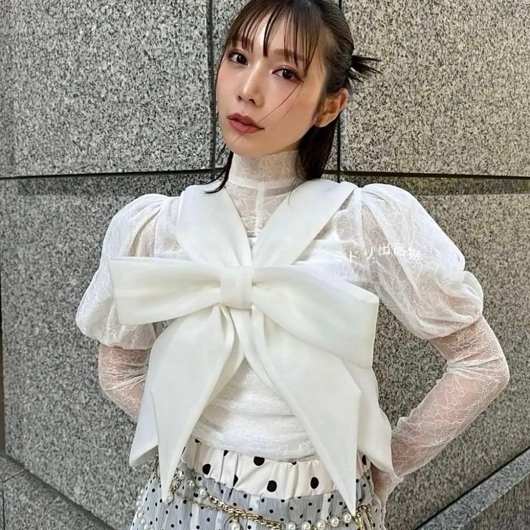 Litmus Her Praha Ribbon Top 白 リボン ハーネス