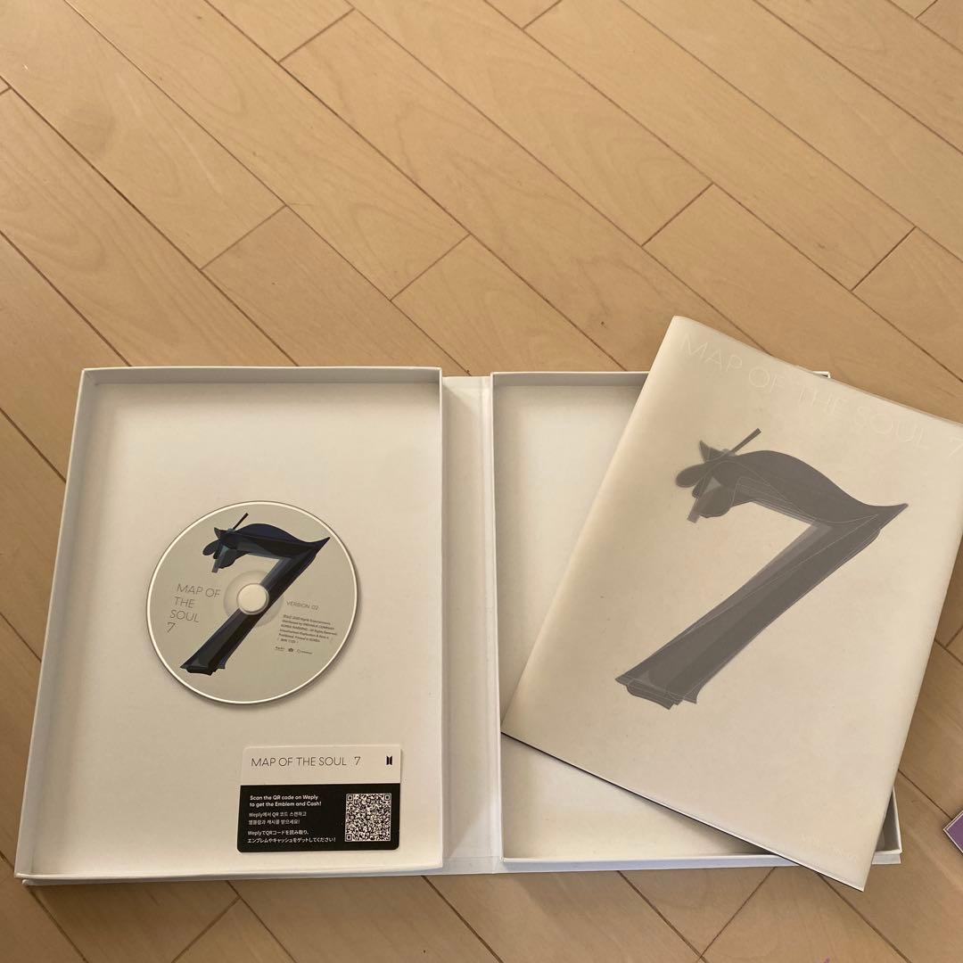 BTSグッズまとめ売り
