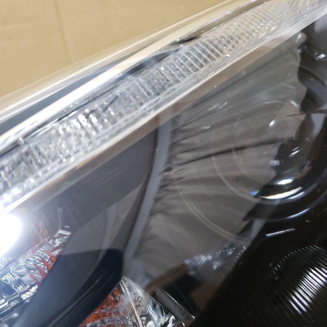 スバル　インプレッサ　GT7　ヘッドライト　左　中古品