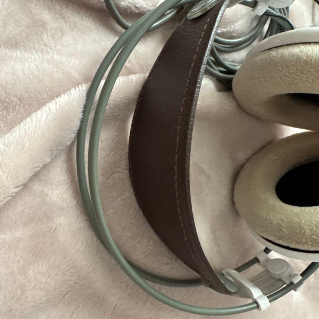 AKG K701 音質良好 動作良好 箱なし付属品なし