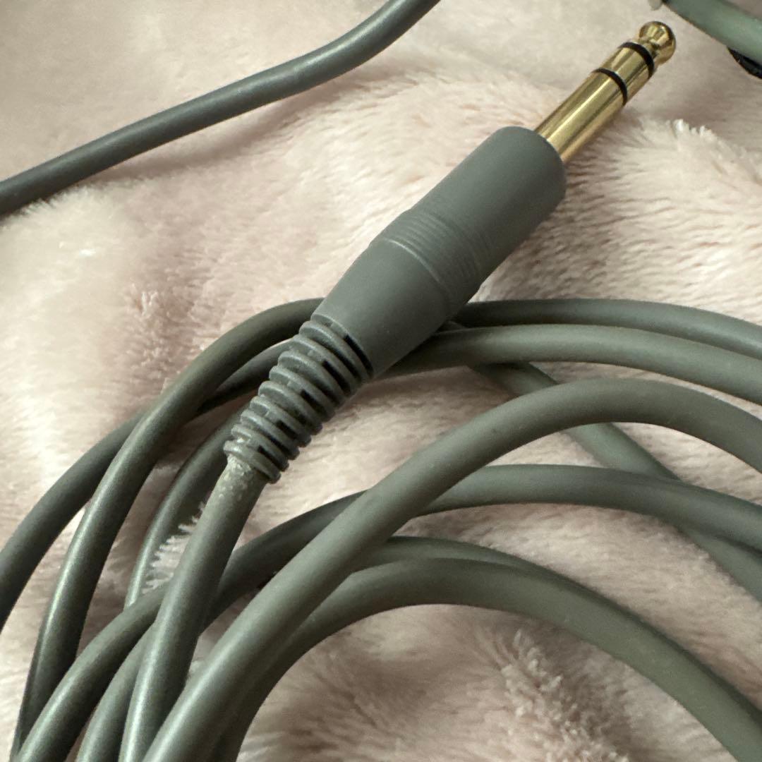 AKG K701 音質良好 動作良好 箱なし付属品なし