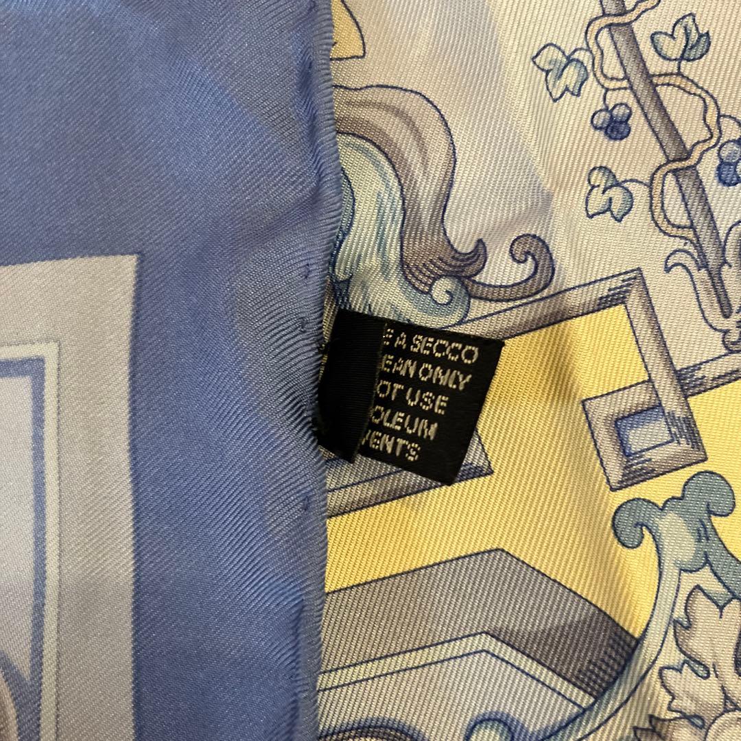 ETRO シルクスカーフ L'ALBERO DELLE MERAVIGLIE