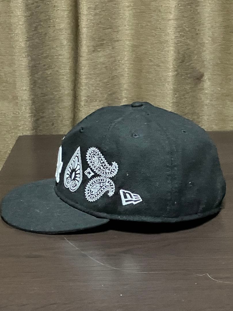 ニューエラ　LA ベースボールキャップ　７5/8 ペイズリー柄