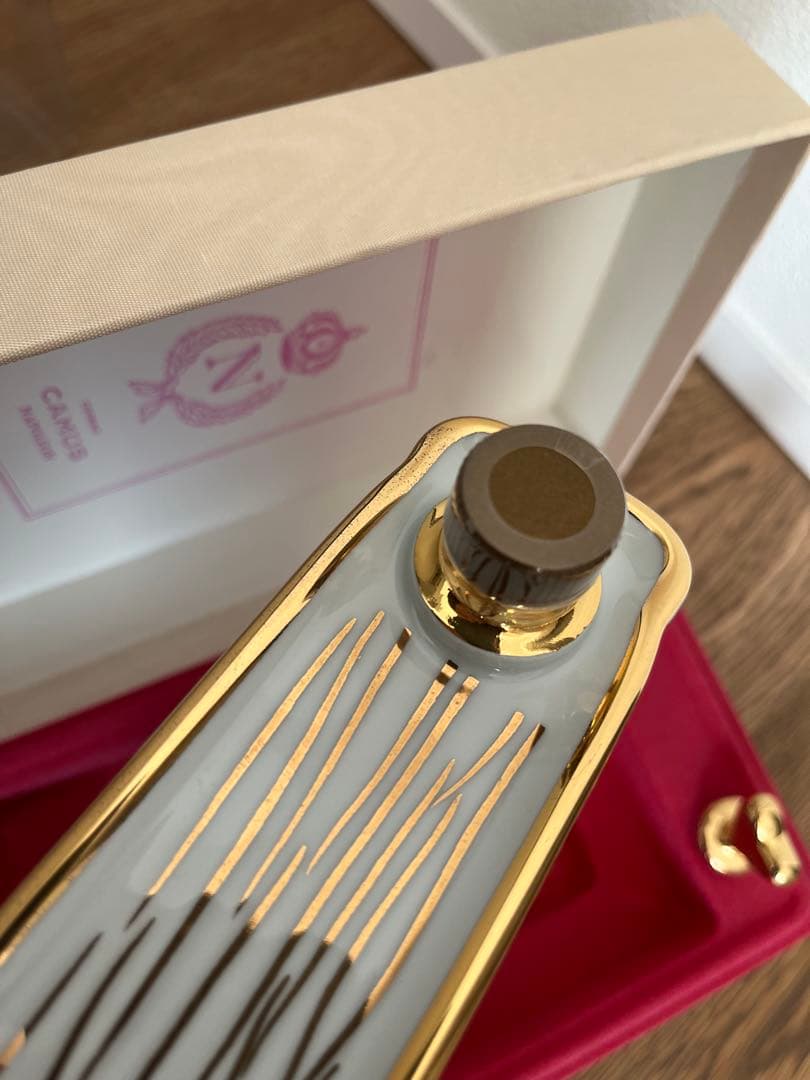 CAMUS NAPOLÉON コニャック 陶器製ボトル