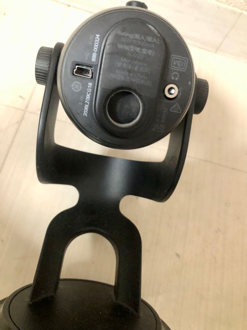 Blue Yeti Blackout USBゲーミングマイク