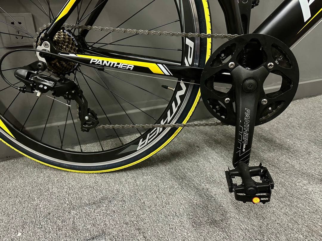 未使用 PANTHER クロスバイク 700C シマノ変速 スポーツバイク