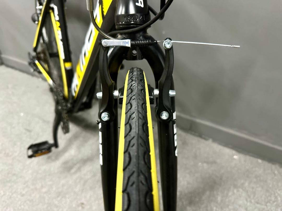 未使用 PANTHER クロスバイク 700C シマノ変速 スポーツバイク