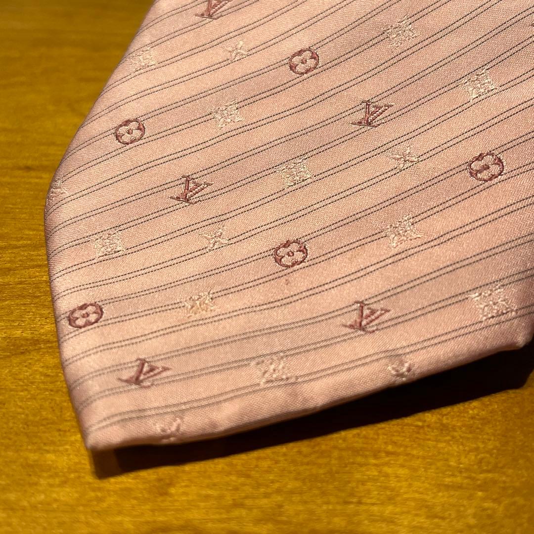 Louis Vuitton ピンク ネクタイ