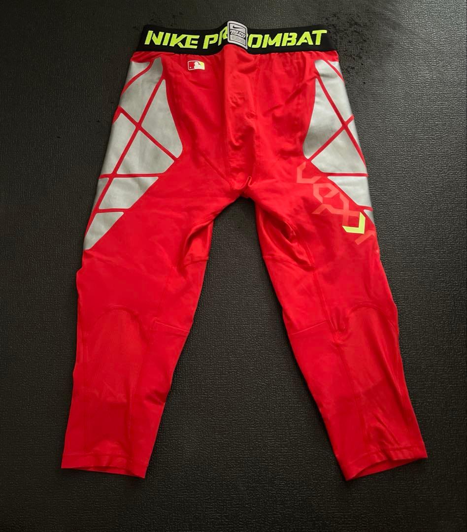 Nike Pro Combat スライディングパンツ レッド
