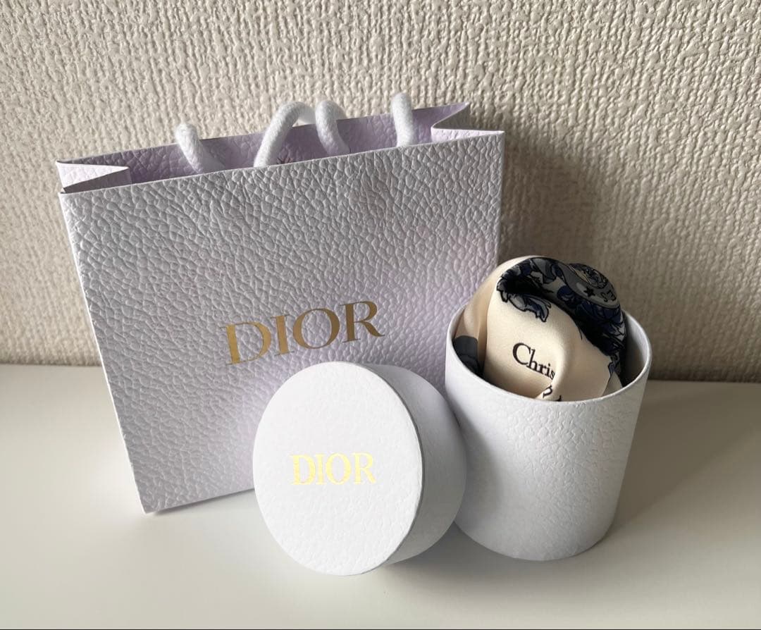 Christian Dior ディオール　ノベルティ　シルク スカーフ　ブルー