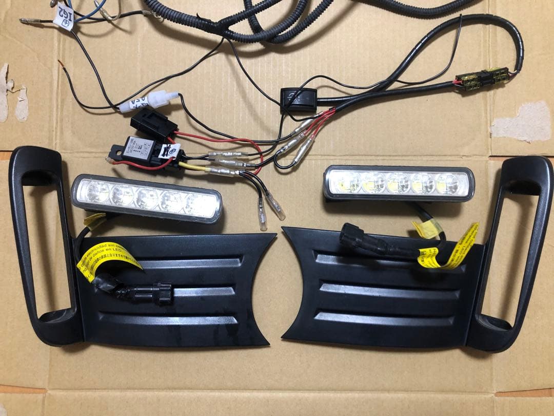 LEDデイライト　フィットRS ge8 gp4