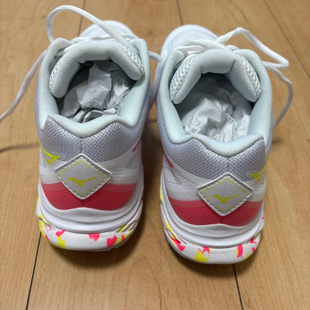 ジャスミン　ミズノ　シューズ　25.5cm