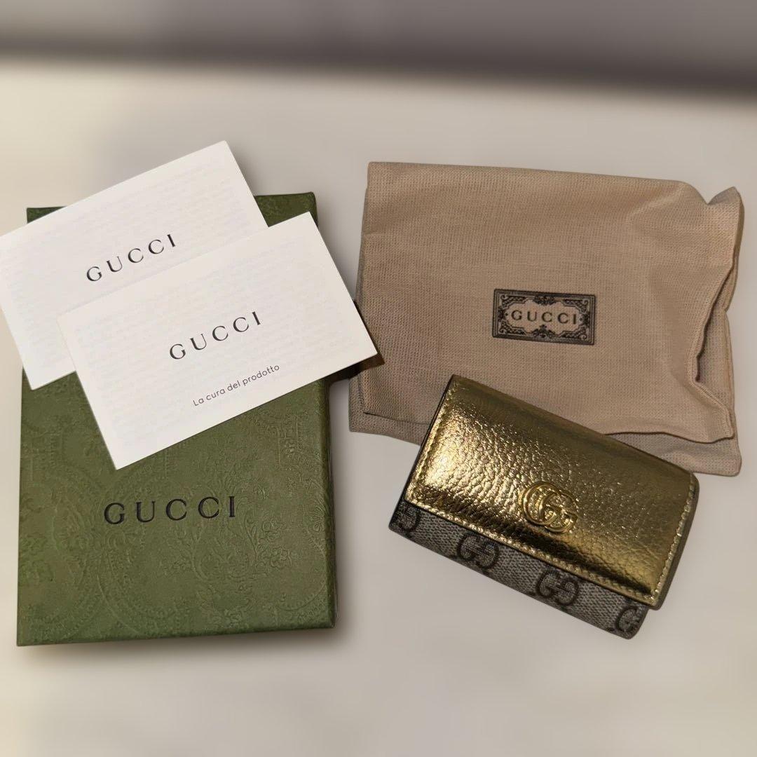 GUCCI キーケース　ゴールド
