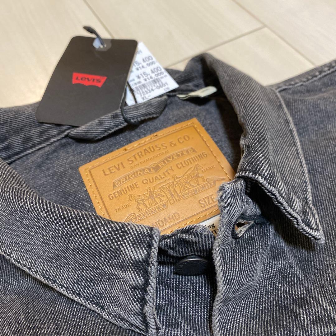 新品未使用リーバイス　トラッカージャケット　XL ブラック