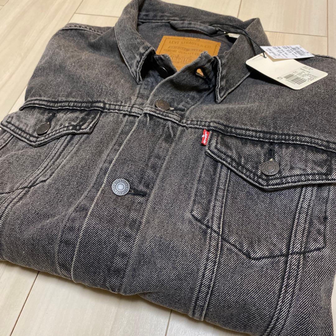 新品未使用リーバイス　トラッカージャケット　XL ブラック