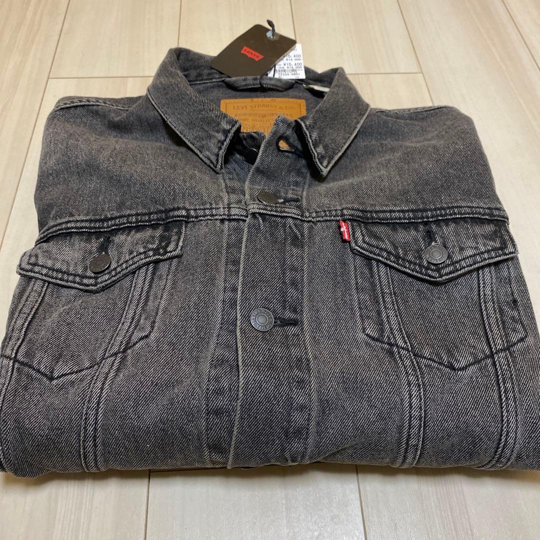 新品未使用リーバイス　トラッカージャケット　XL ブラック