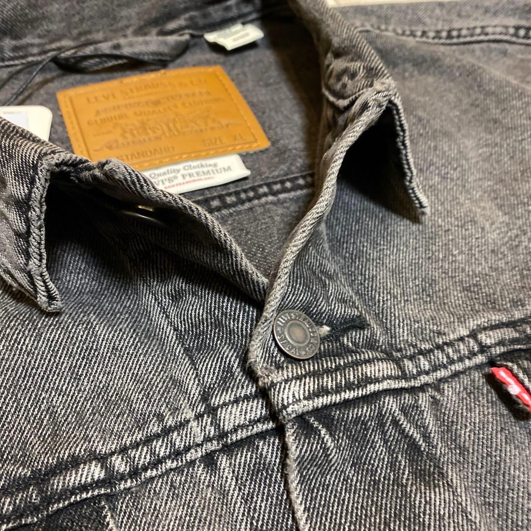 新品未使用リーバイス　トラッカージャケット　XL ブラック