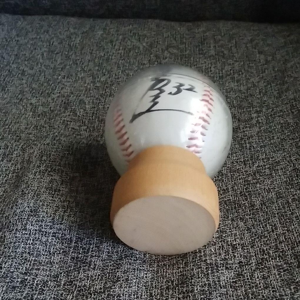 プロ野球ボール