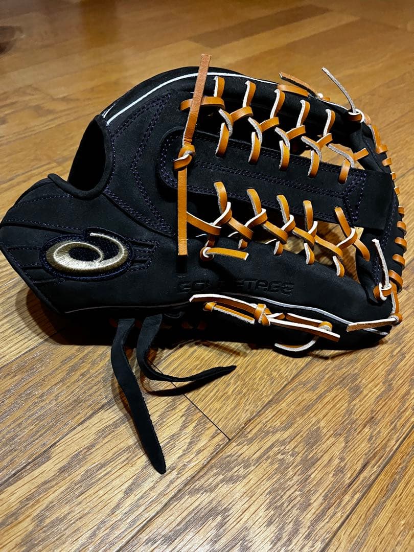 服しか出品しません　　アシックス　軟式グローブ　外野用　ヌバック素材