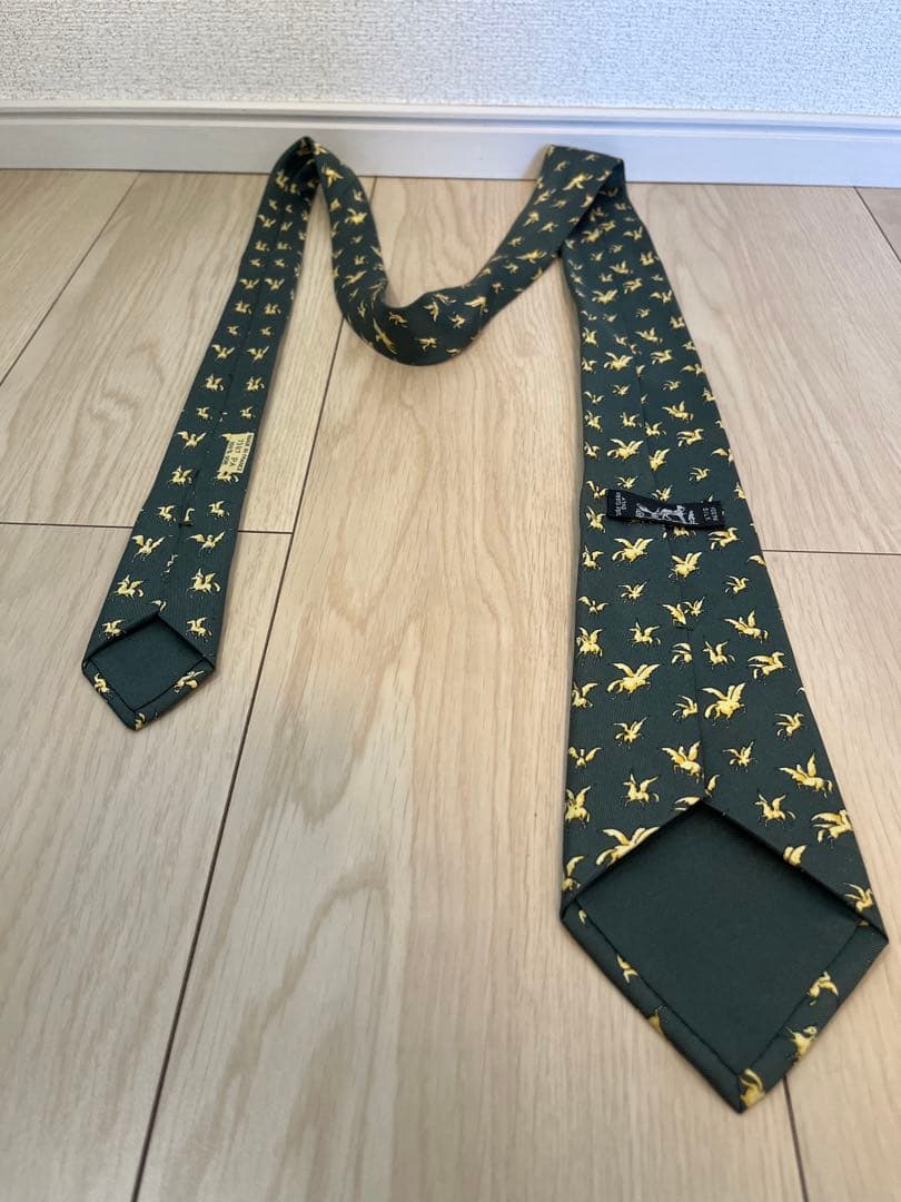 【美品】HERMES ネクタイ 緑 鳥の模様