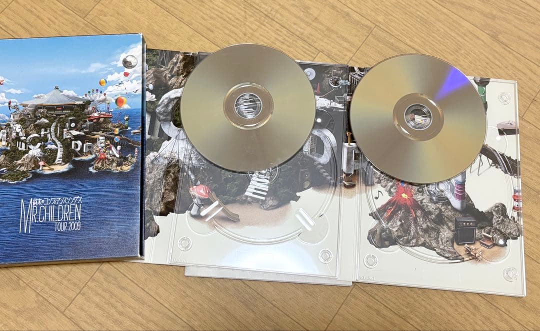 Mr.Children ライブ DVD 5枚、ファンクラブ会報11冊セット