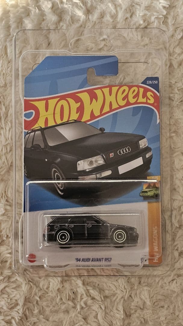 ミニカー HotWheels 94 Audi Avant RS2 STH