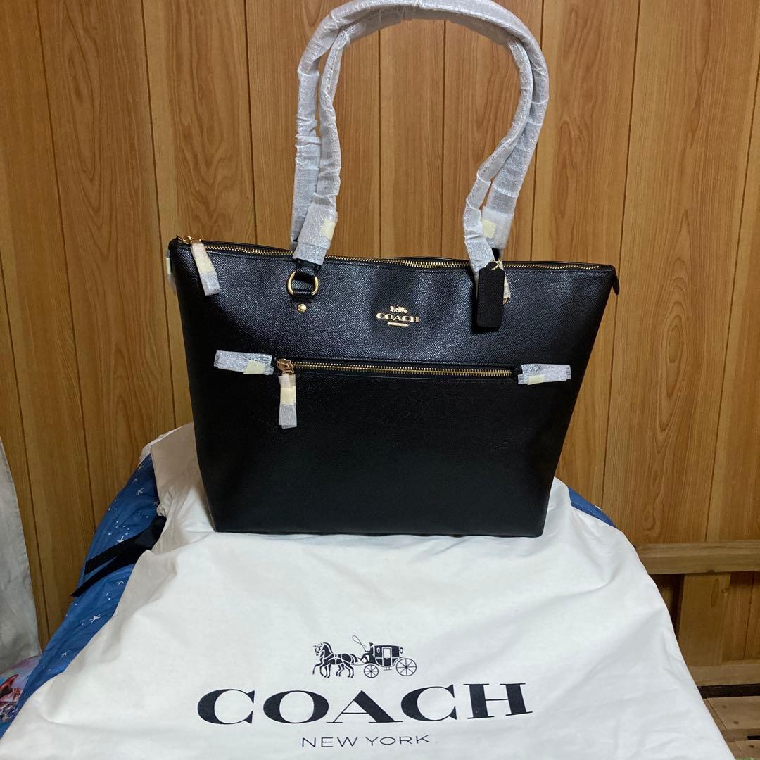 COACHビジネスバッグ保存袋付き