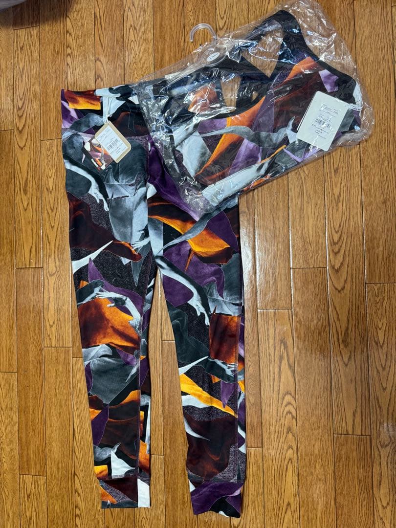 Reebokトレーニングウェア上下【L】