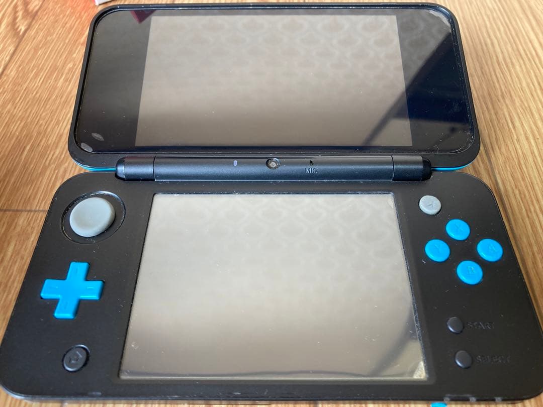 Nintendo Switch 本体と周辺機器(箱無し) New2DSジャンク