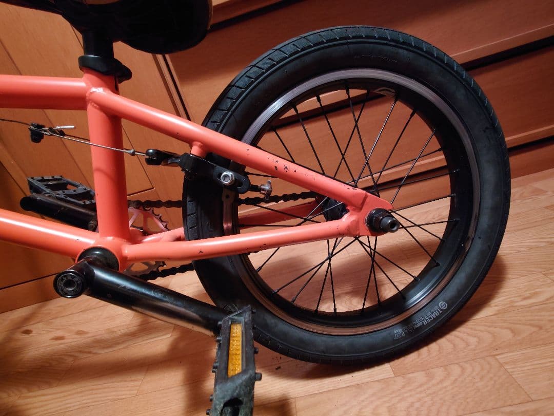 WETHE PEOPLE BMX 16インチ 室内保管　VANSタイヤ　ウィーザ