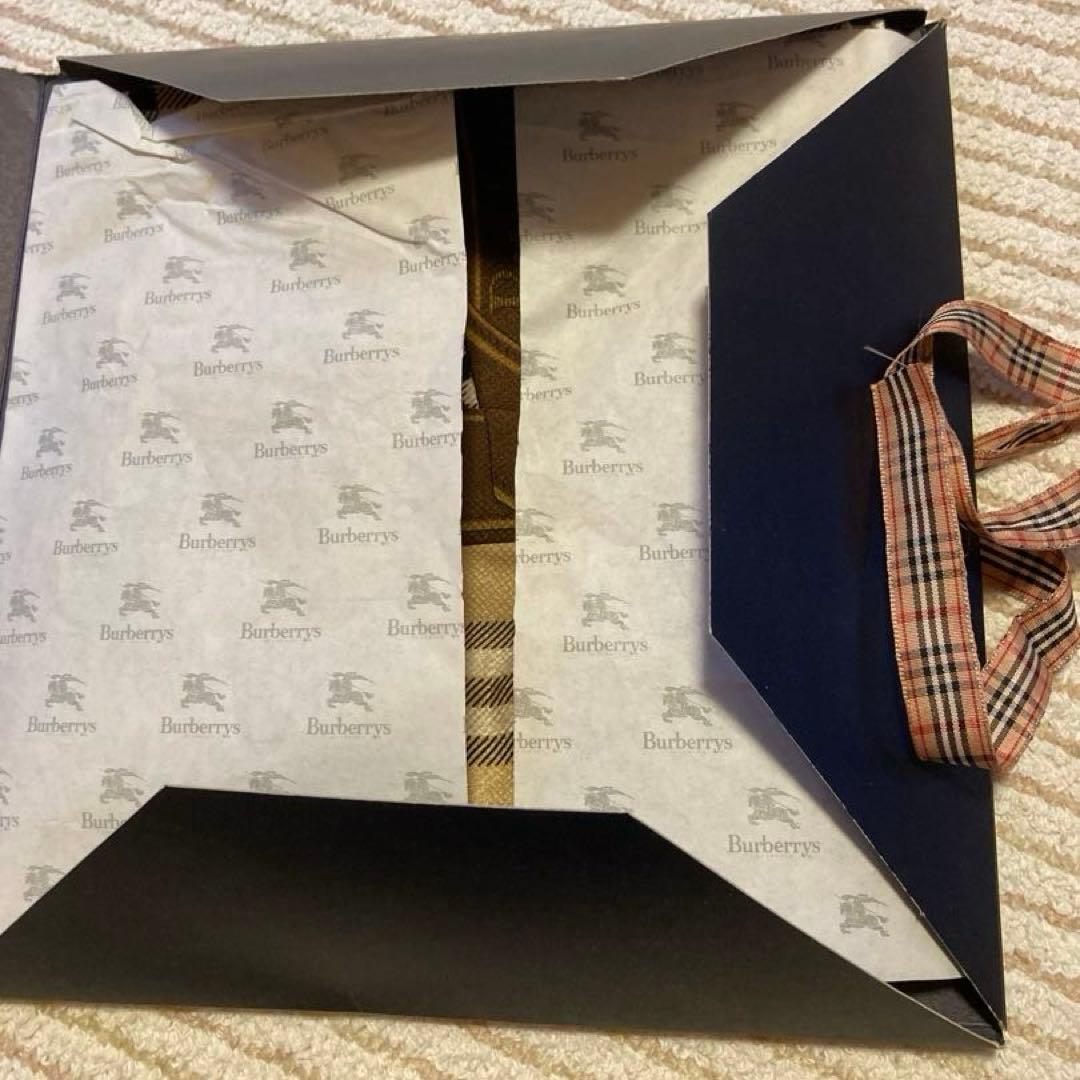BURBERRY バーバリー イタリア製 大判 シルクスカーフ 箱付