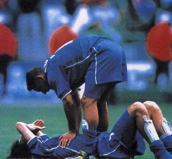 イタリア代表（A）1998 ゲームパンツ NIKE 未使用　＋ソックス