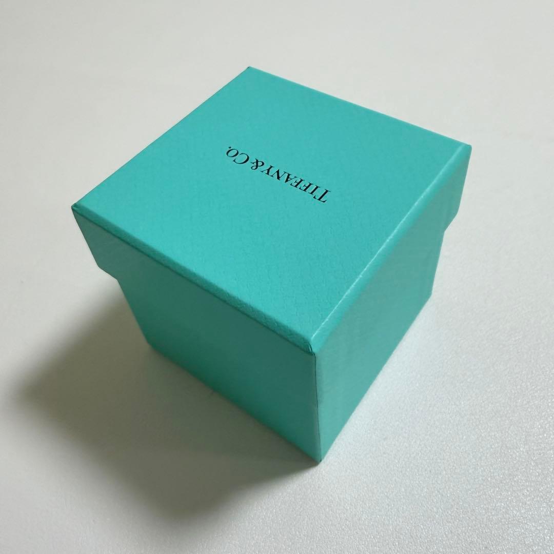 美品　ティファニー　ペアリングケース　空箱　指輪入れ　婚約指輪　リボン付き