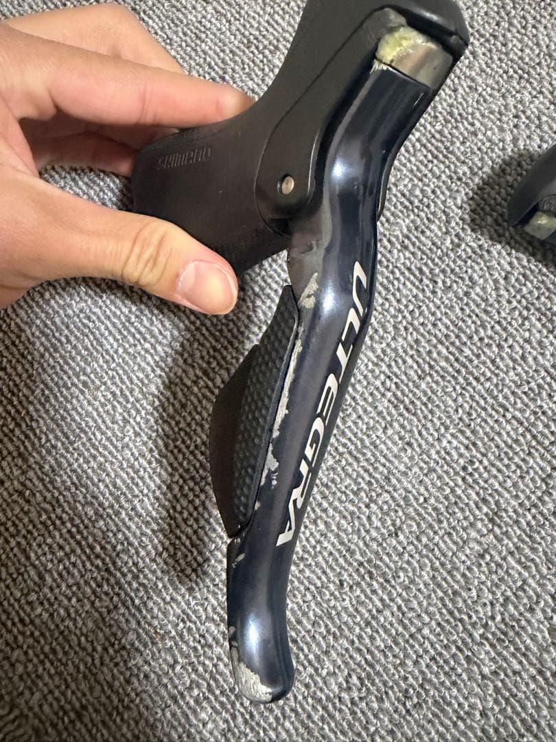 SHIMANO ULTEGRA 6870 di2レバー