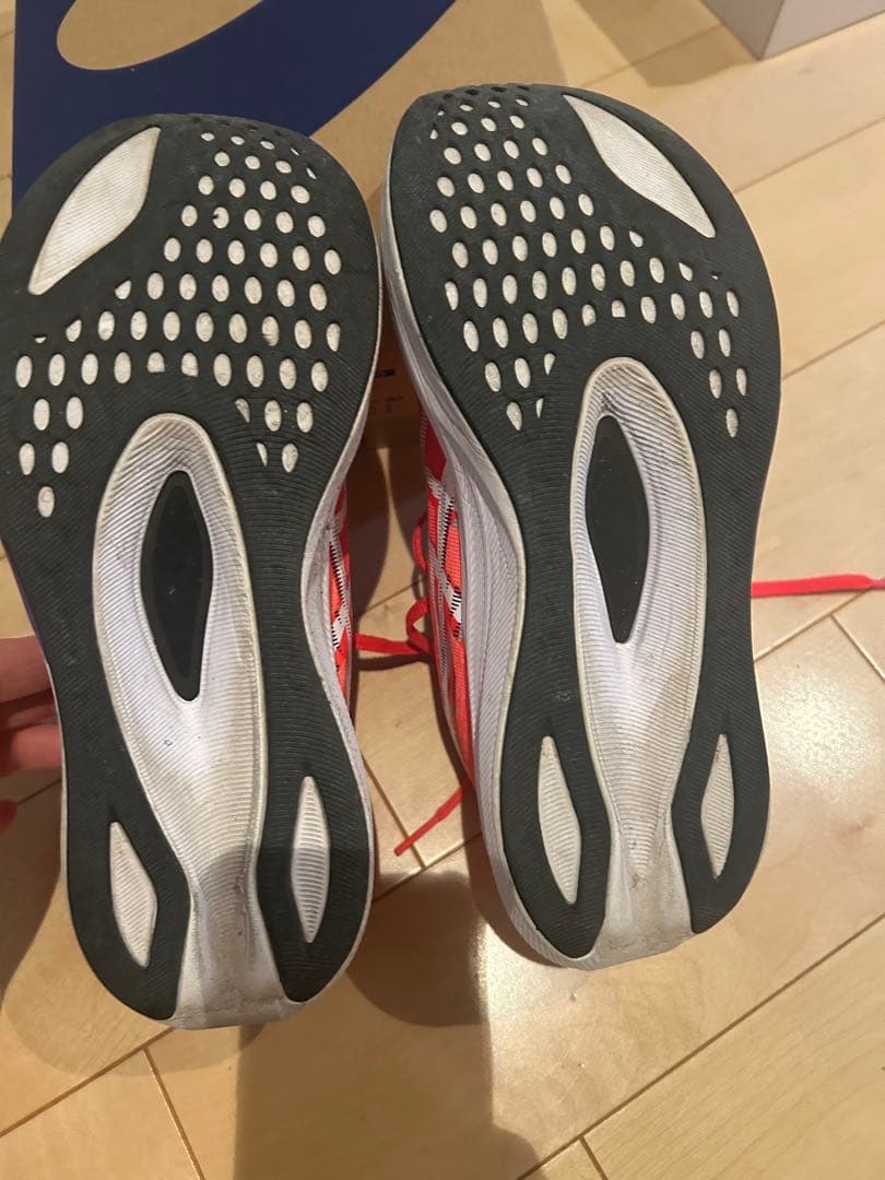 ASICS マジックスピード4