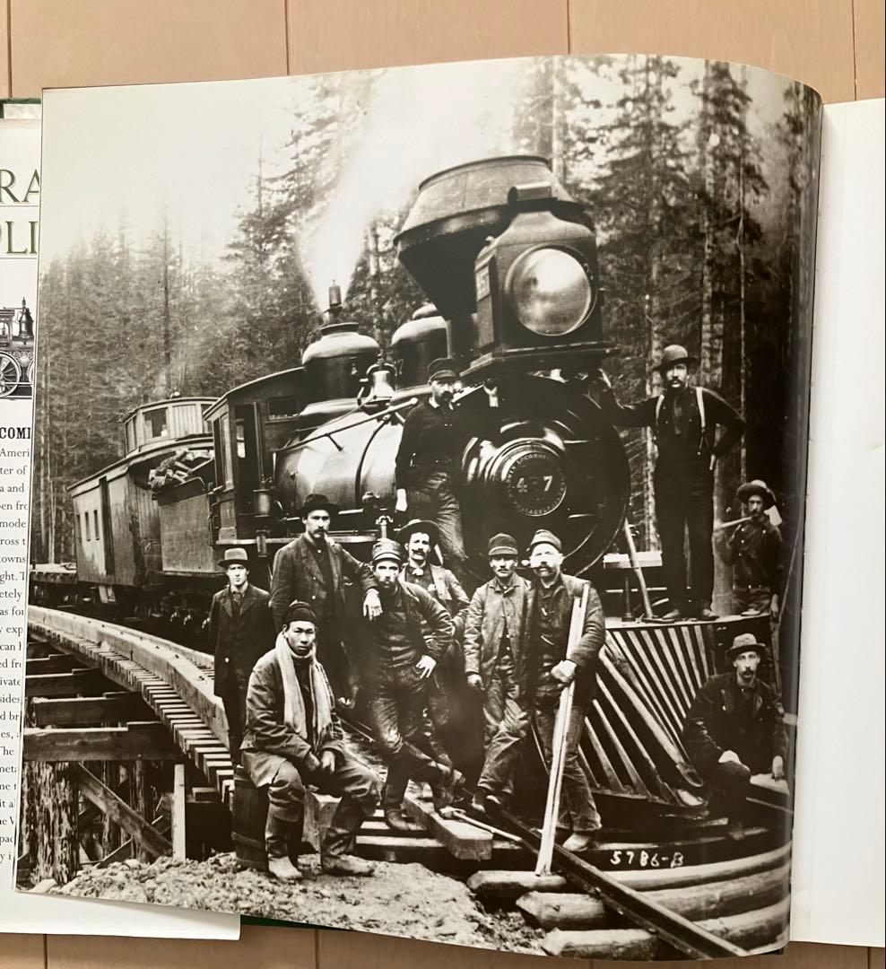洋書 Trains of the Old West - Brian Solomon