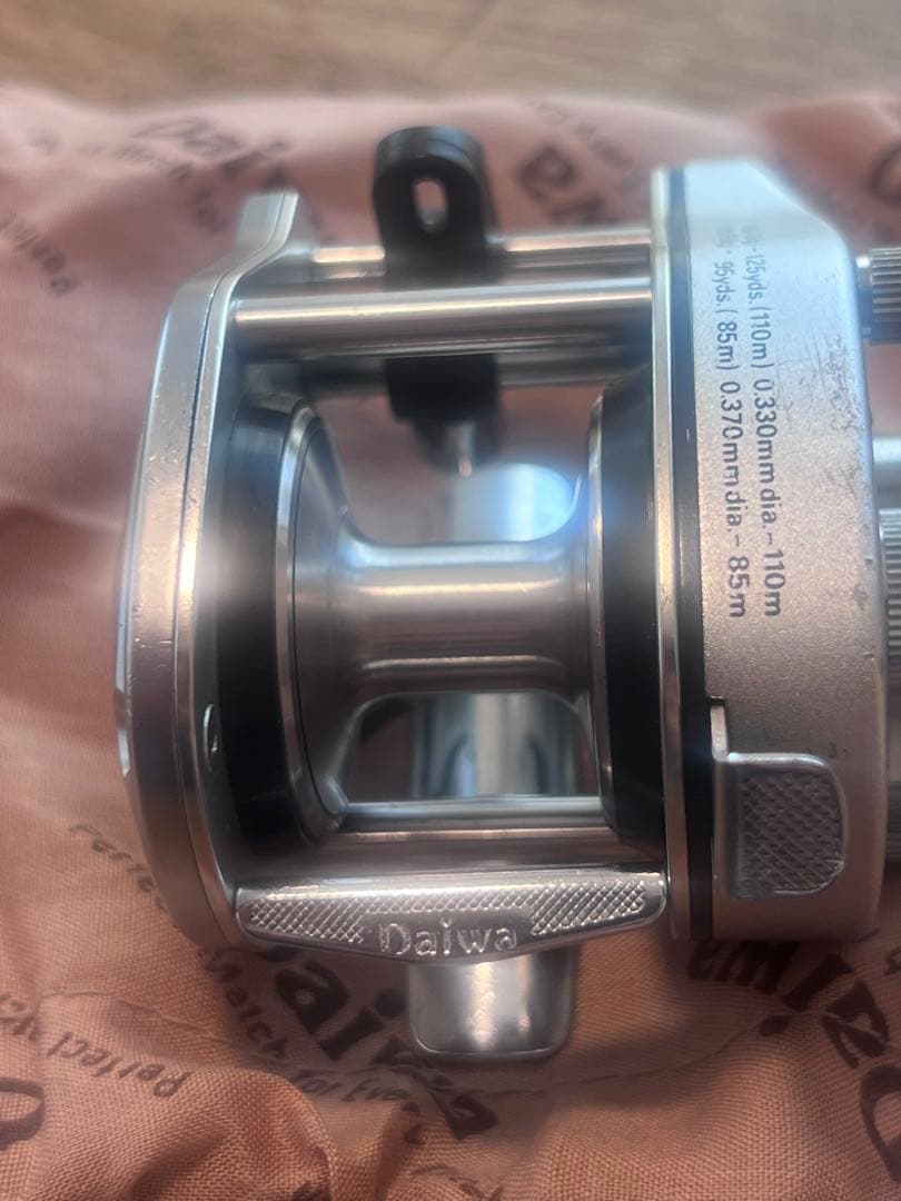 Daiwa PHANTOM ST-10 ベイトリール