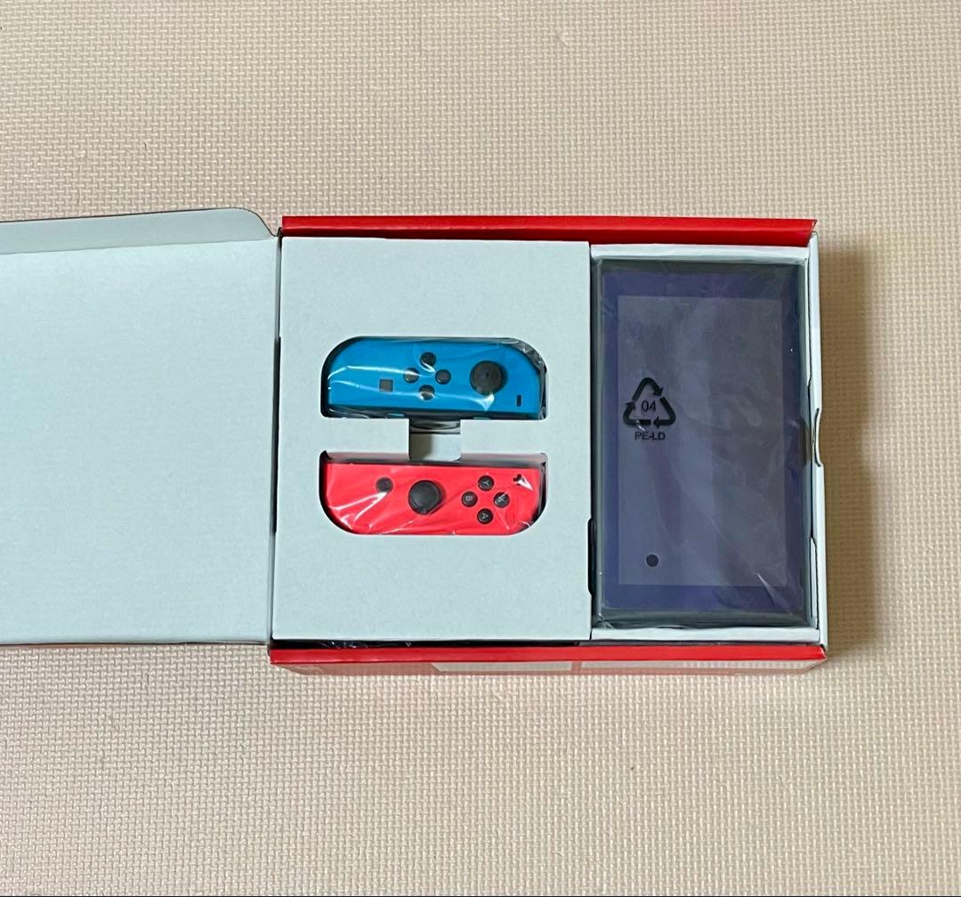 【美品・出荷時保護フィルムそのまま】Nintendo Switch 本体一式