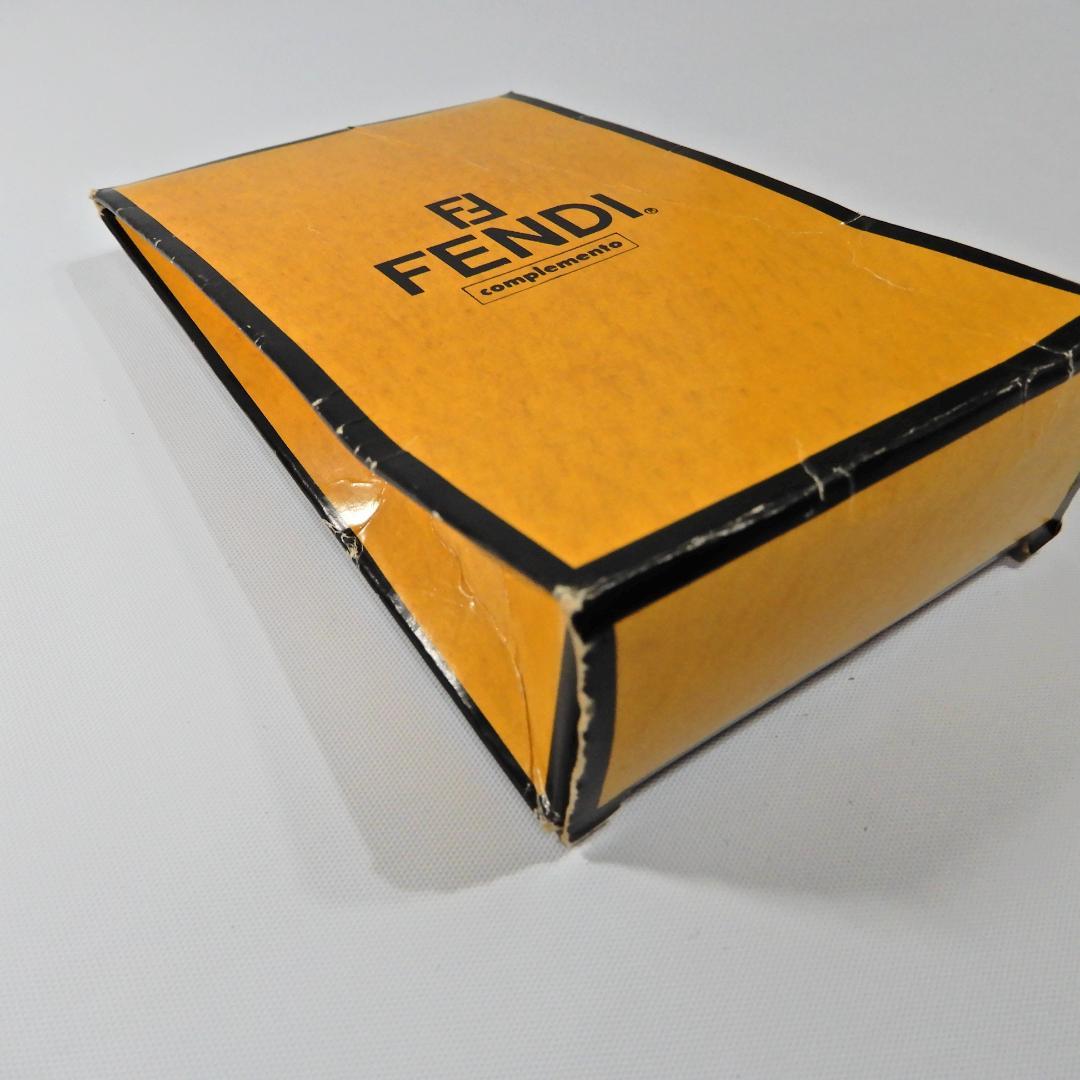 FENDI フェンディ　バレッタ　ヘアピン FF柄　ロゴ　ブラック