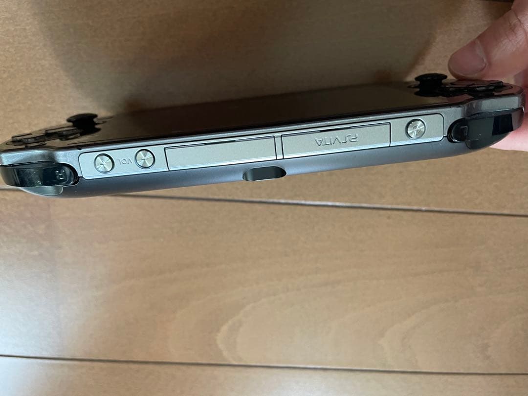 PlayStationVita充電コードメモリースティック付き