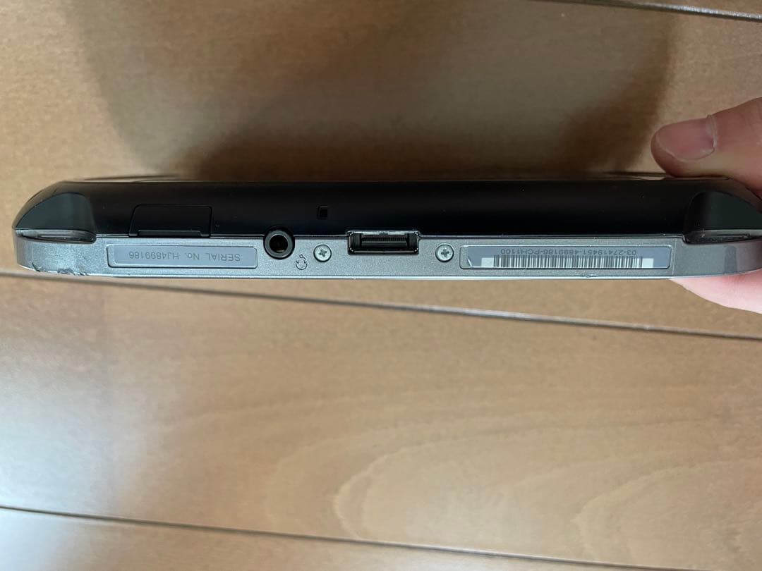 PlayStationVita充電コードメモリースティック付き