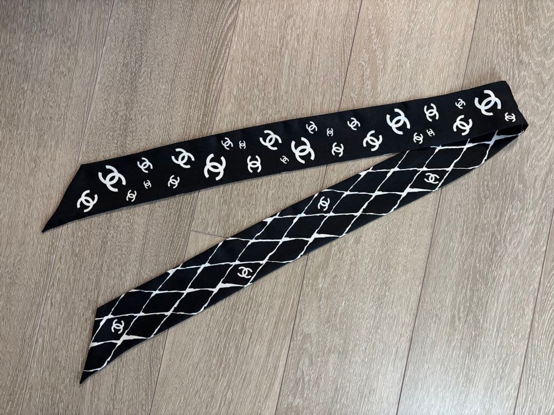 CHANEL ロゴ スカーフ