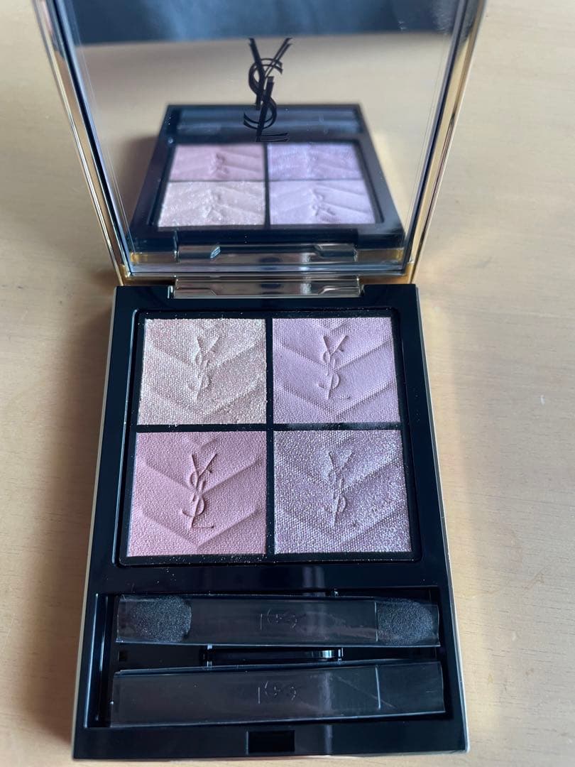 Yves Saint Laurent アイシャドウパレット126