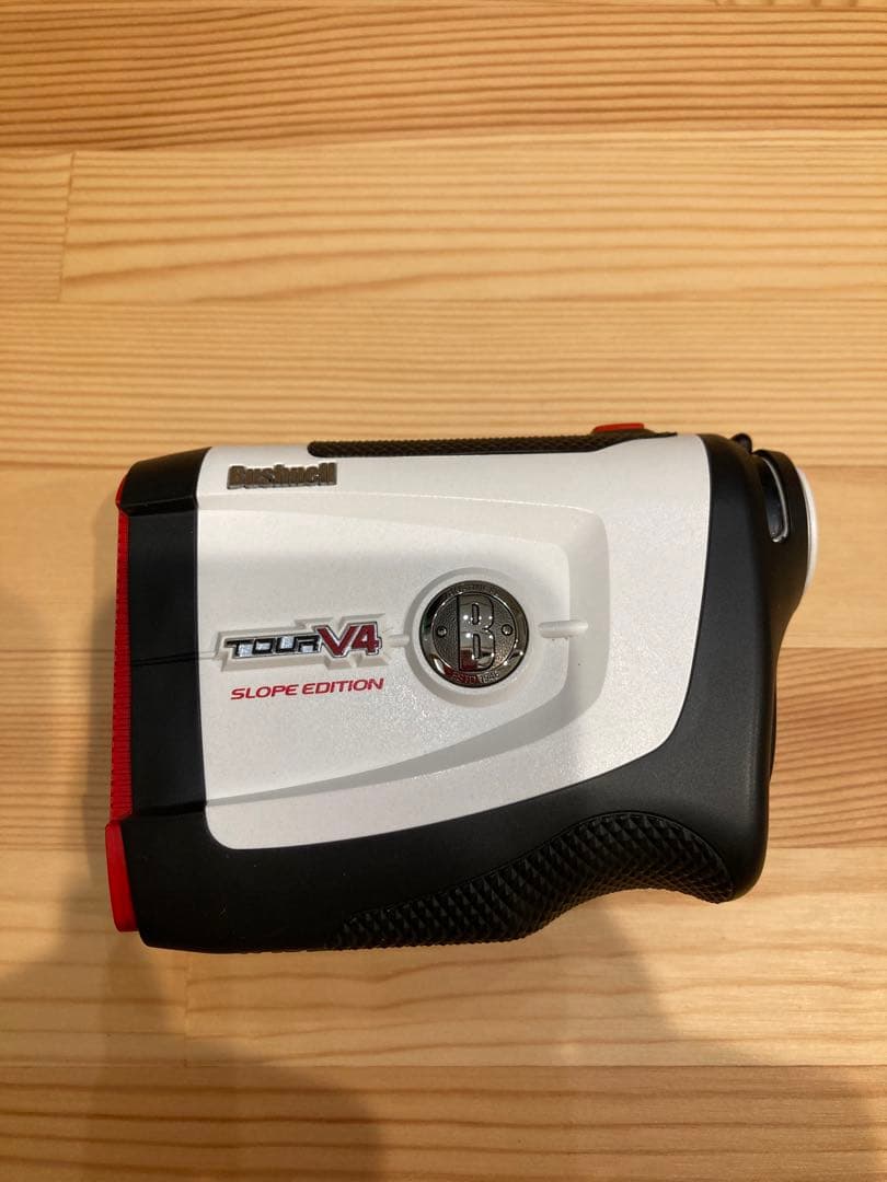 ブッシュネル　Bushnell TOUR V4 距離測定器　※緊急値下げ