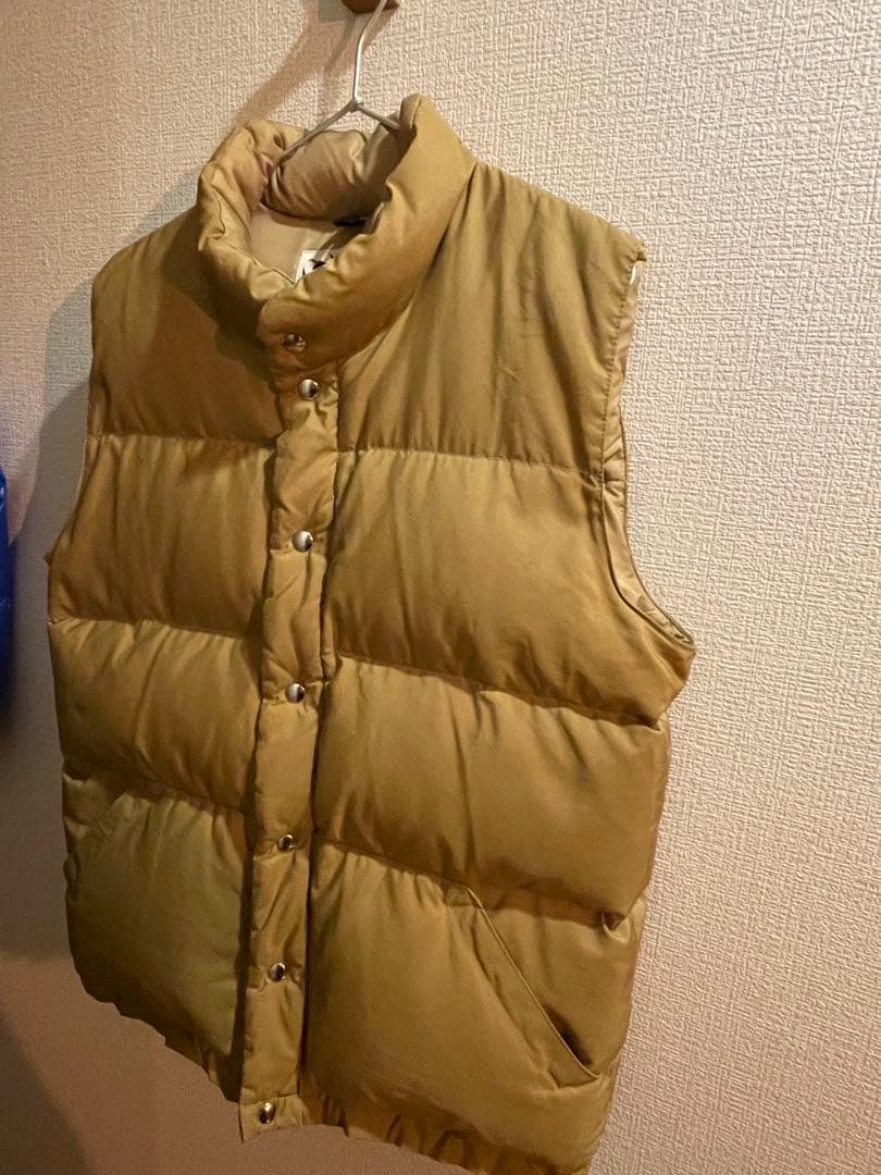 Crescent Down Works ダウンベスト L ベージュ