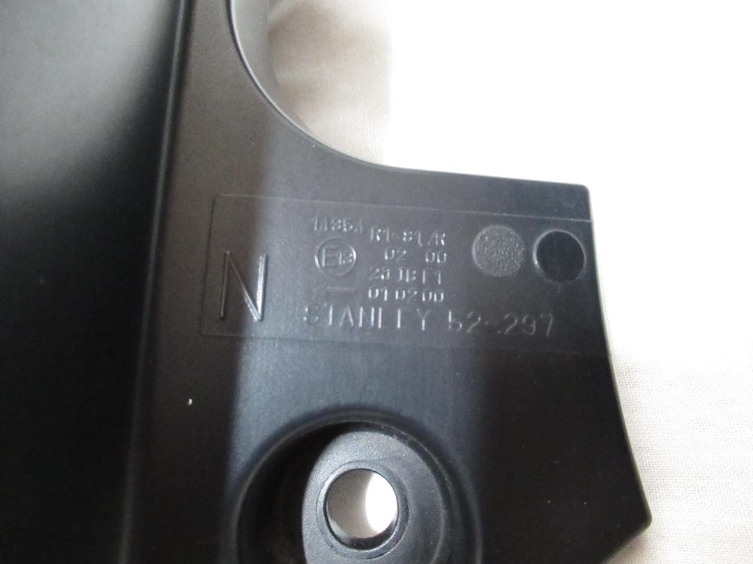 NHP10 中期 アクア 左右 テールレンズ