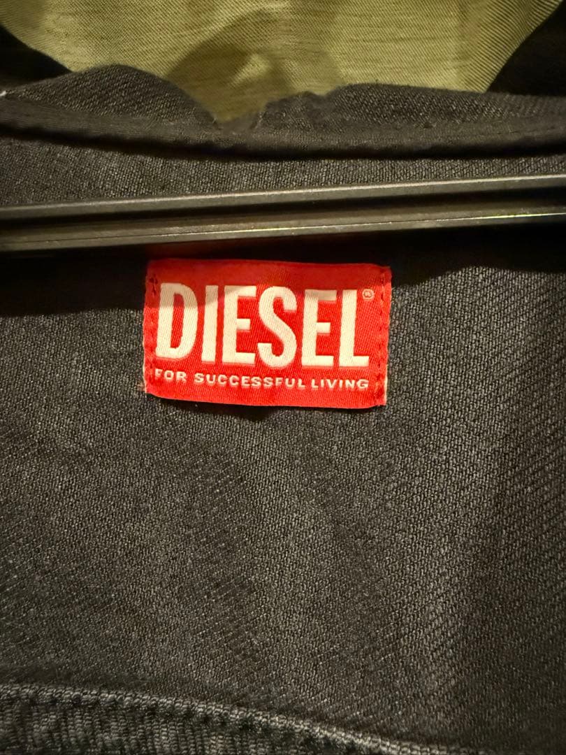 コムドットやまと着用　DIESEL メンズ フード付き デニムシャツ