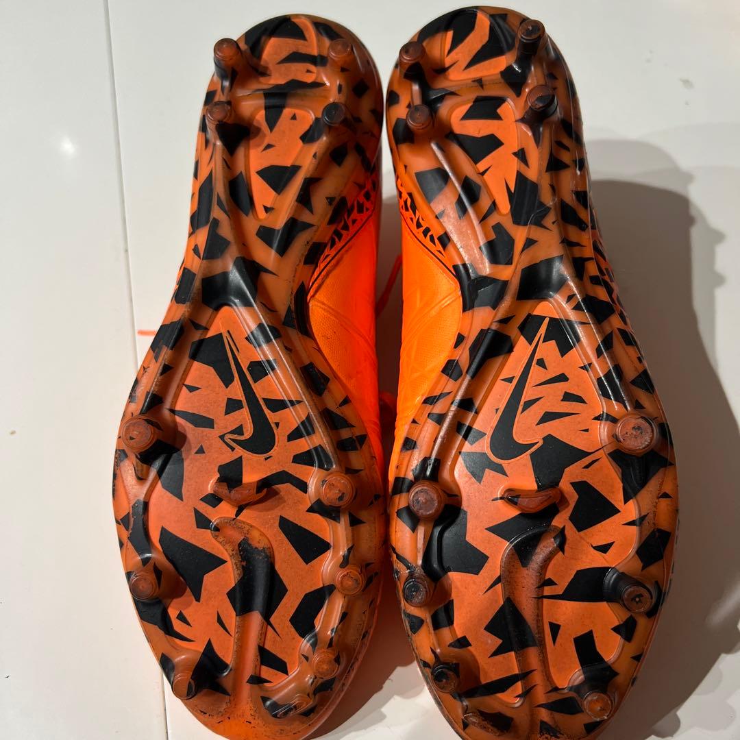 Nike ハイパーヴェノム