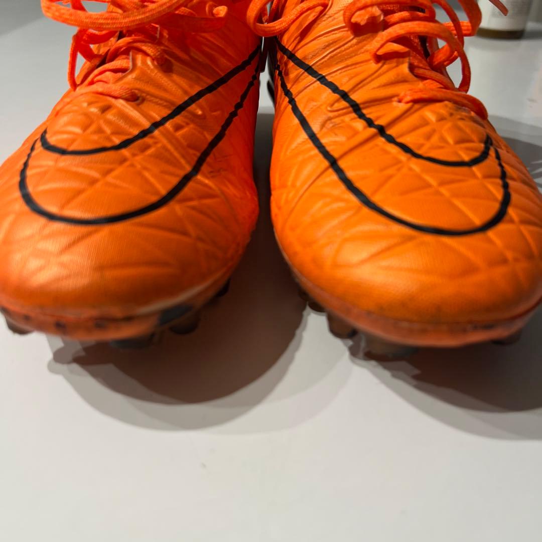 Nike ハイパーヴェノム