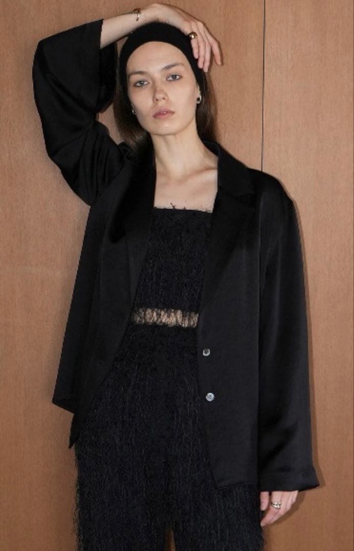 ✨美品✨CLANE TAILORED SATIN SHIRT